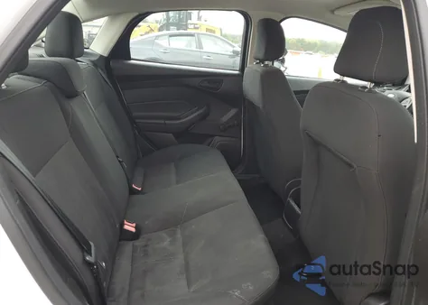 2016 Ford Focus S из США, поврежденный, VIN 1FADP3E26GL248504